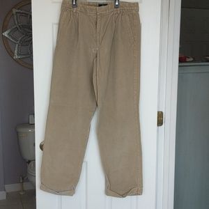 Dockers pleated, relaxed fit cords
